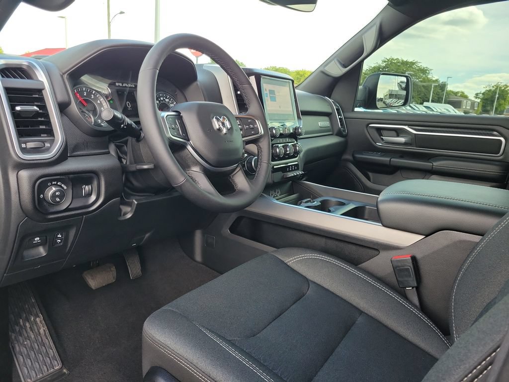 Used 2025 RAM 1500 Big Horn AWD/4WD image 21