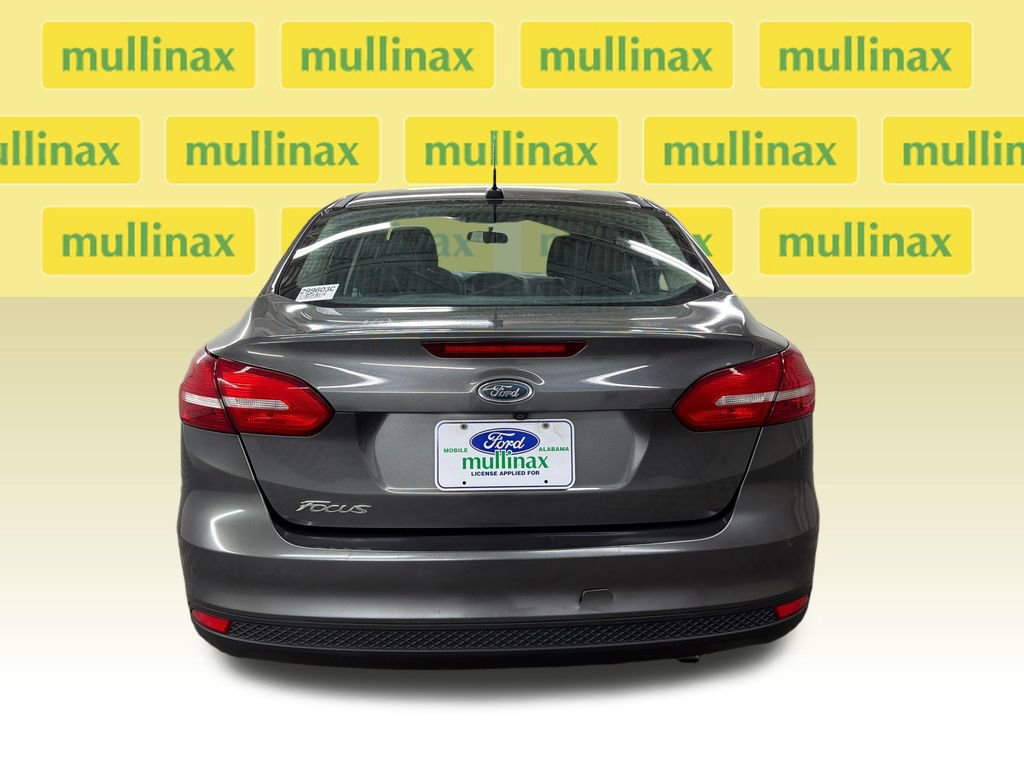Certified 2018 Ford Focus S FWD image 7
