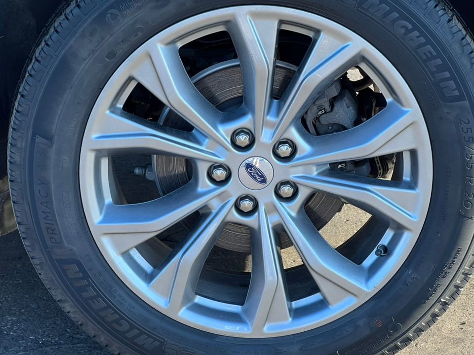 Certified 2023 Ford Explorer Limited w/ Limited Technology Package image 12