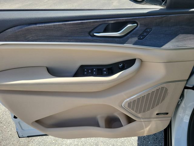Used 2021 Jeep Grand Cherokee L Limited RWD image 22