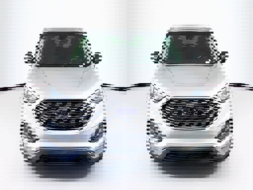 Certified 2019 Ford Edge SE image 8