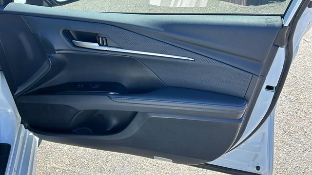 Used 2025 Toyota Camry XSE w/ Premium Package FWD image 10