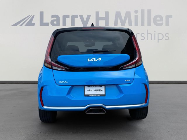 Used 2023 Kia Soul GT-Line FWD image 4