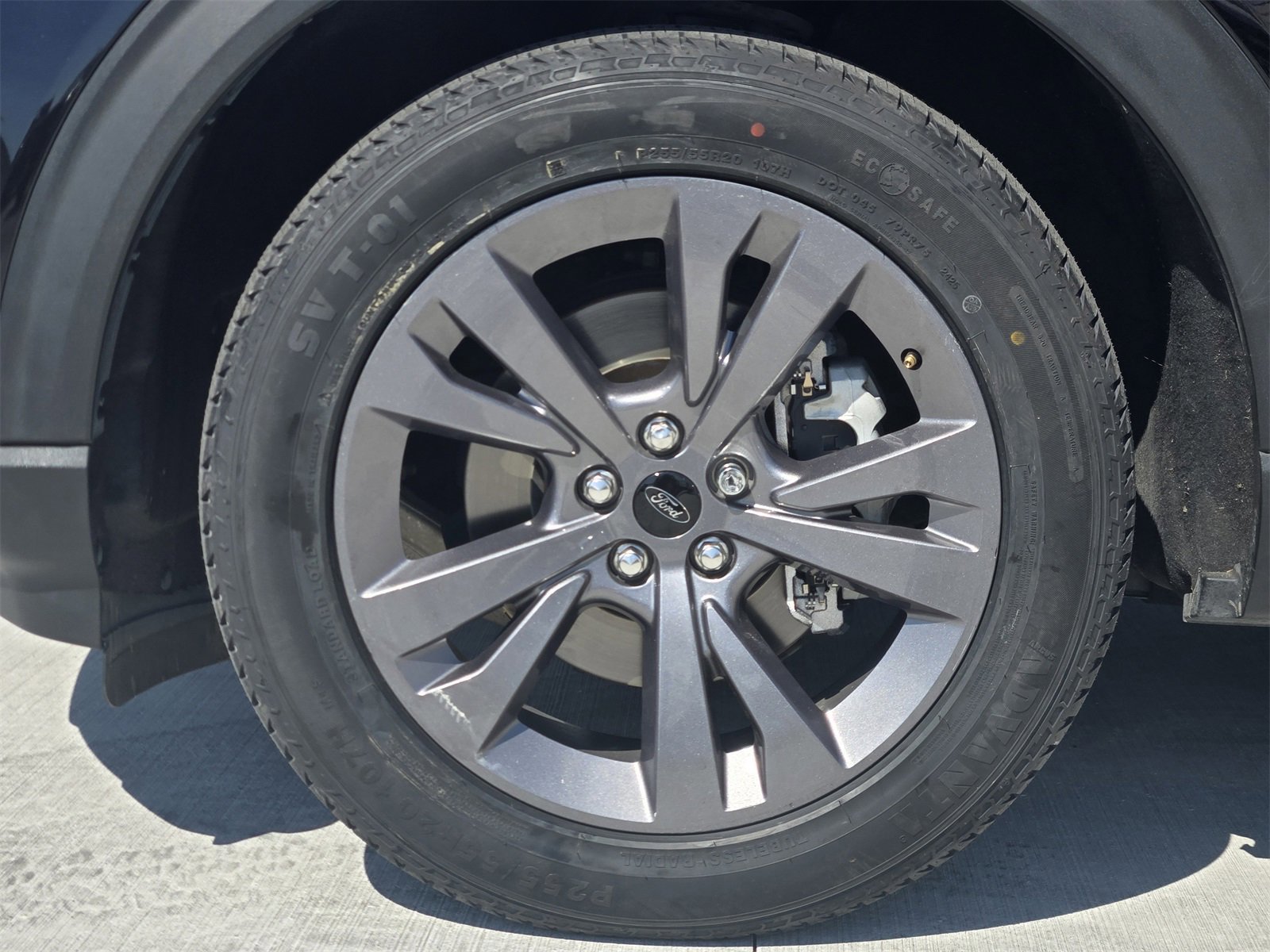 Certified 2022 Ford Explorer XLT w/ Equipment Group 202A image 10