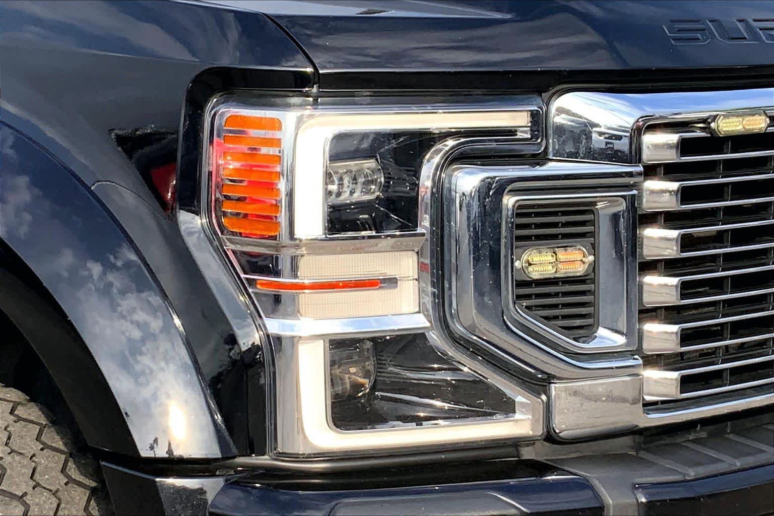 Certified 2020 Ford F450 Platinum w/ FX4 Off-Road Package AWD/4WD image 25