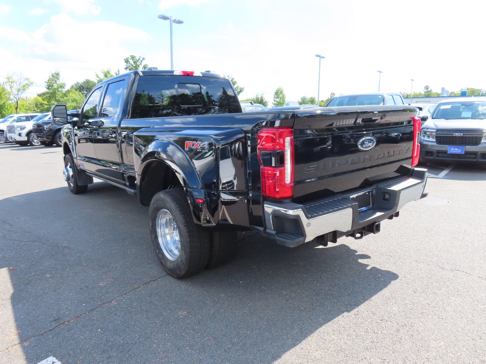 Certified 2025 Ford F350 Lariat w/ Lariat Ultimate Package AWD/4WD image 7
