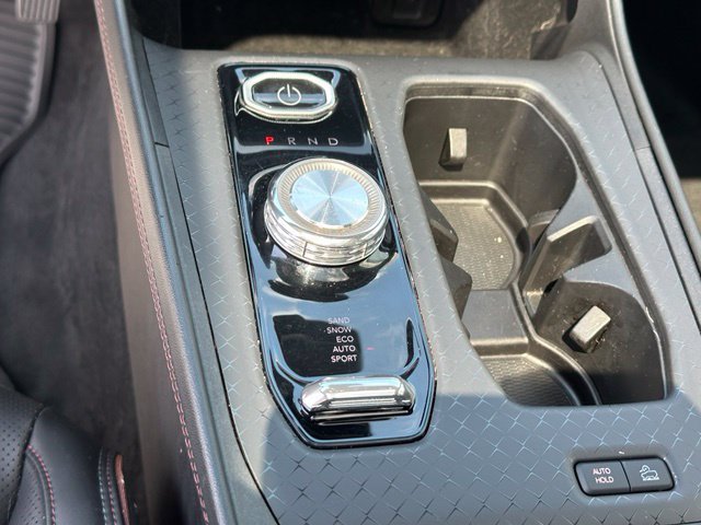 Used 2024 Jeep Wagoneer Launch Edition AWD/4WD image 32
