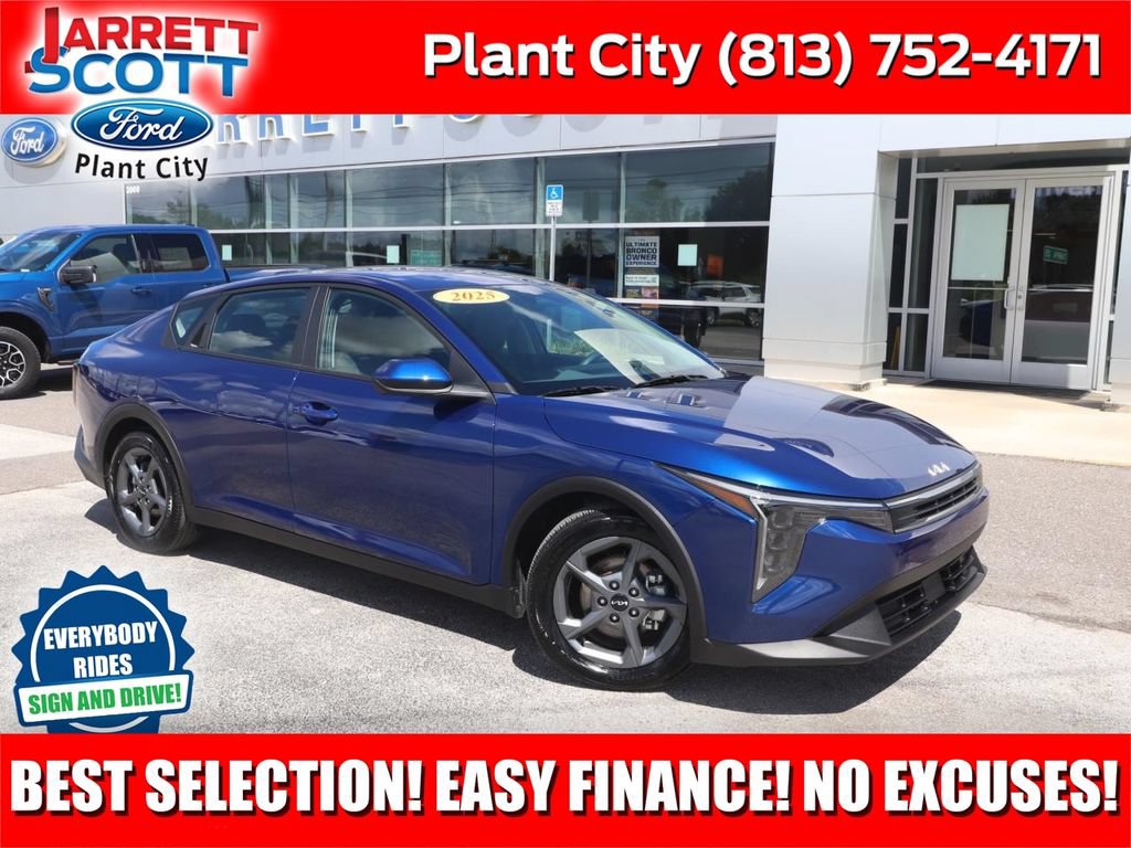 Used 2025 Kia K4 FWD video 1