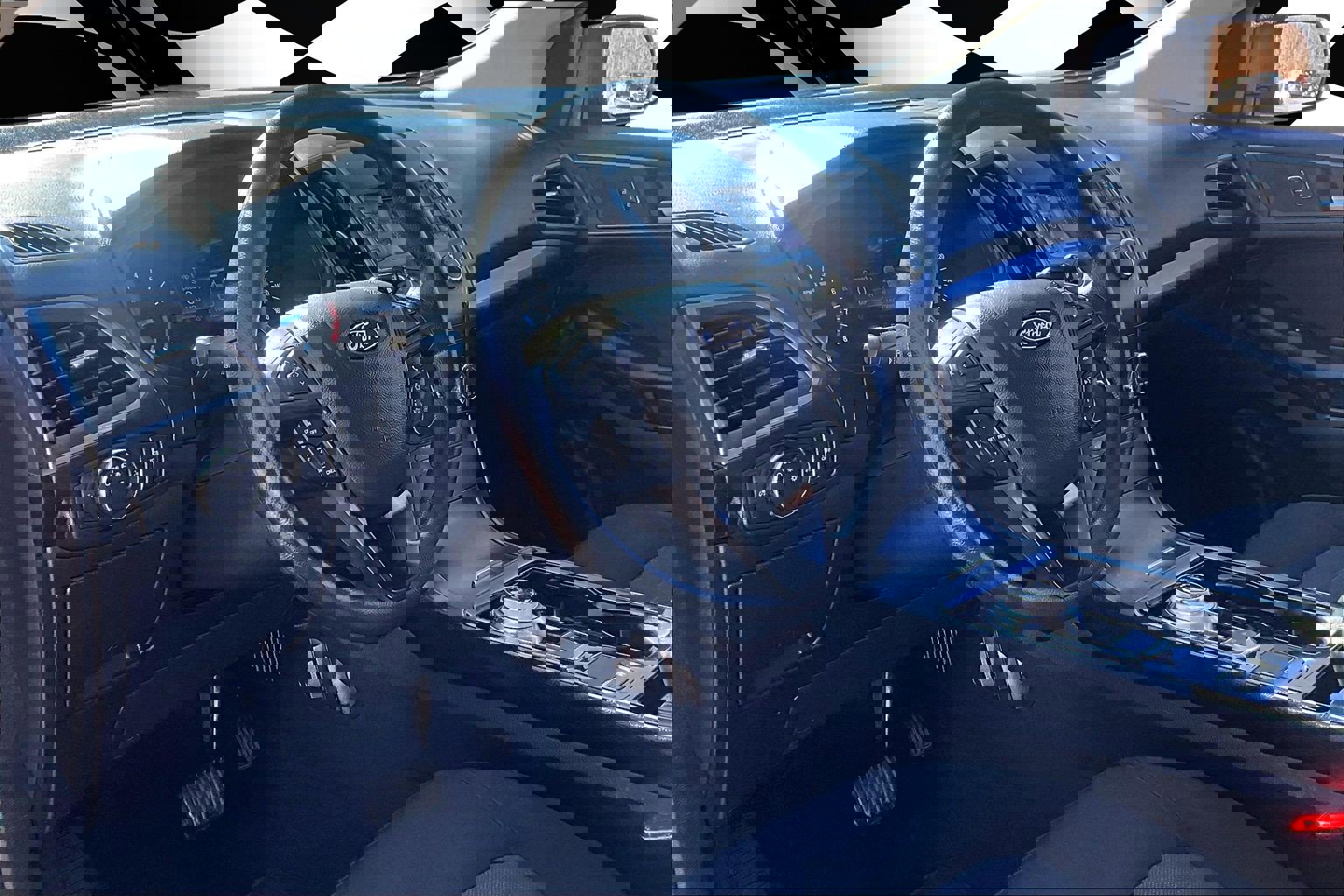 Certified 2019 Ford Edge SE image 13