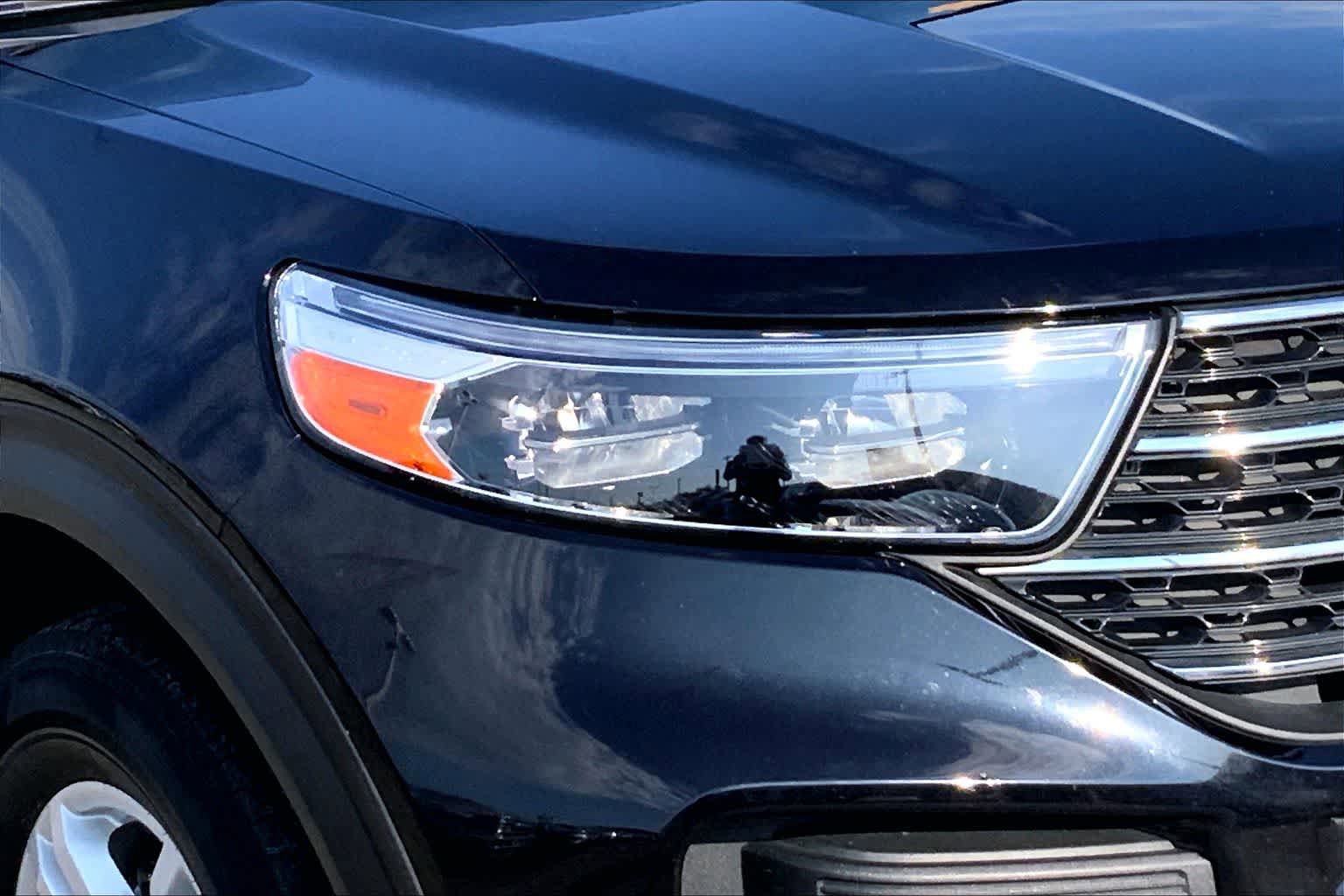 Certified 2023 Ford Explorer XLT RWD image 24