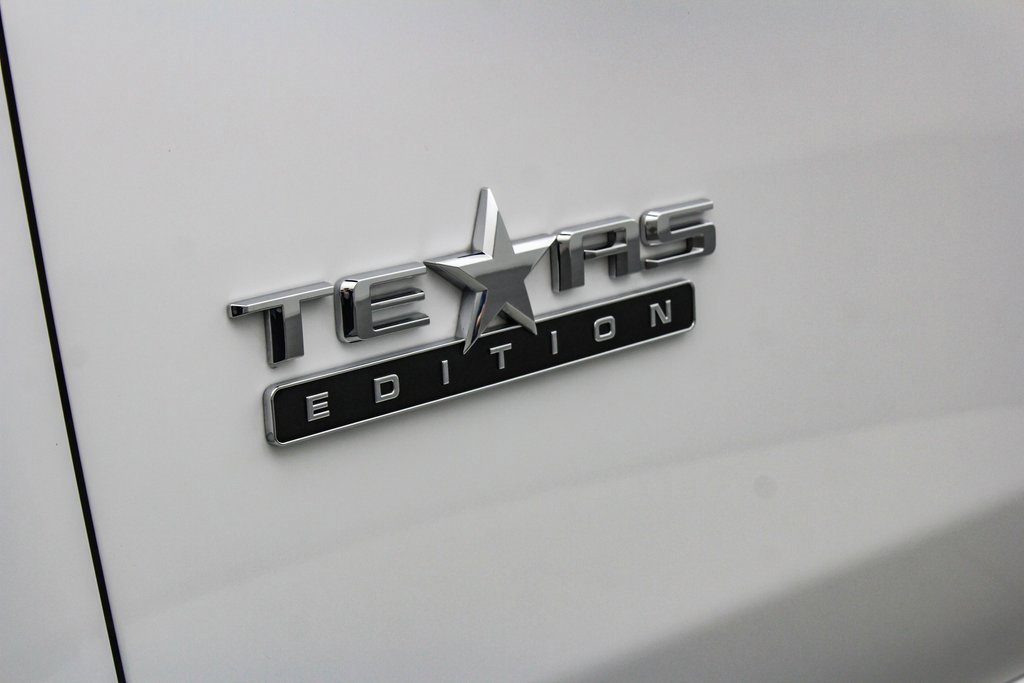 Used 2025 Chevrolet Silverado 3500 LT w/ Texas Edition image 13