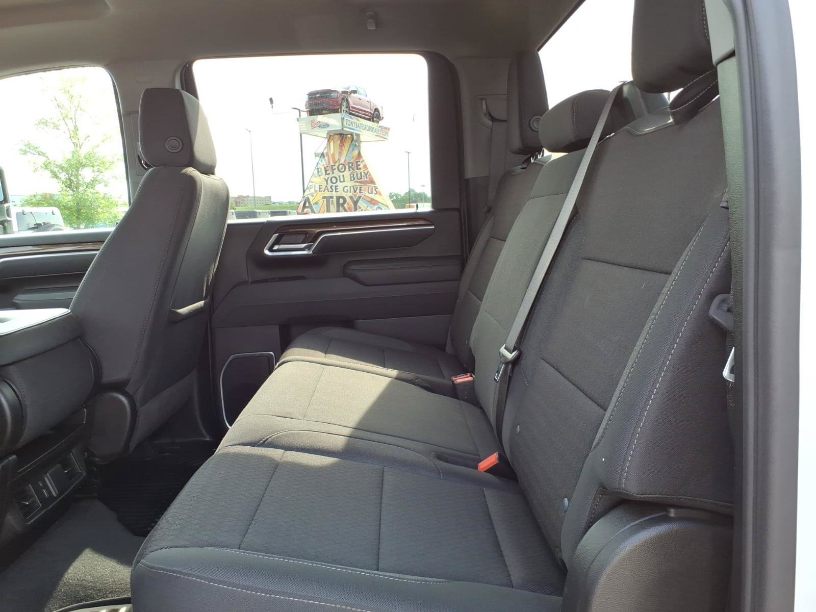Used 2025 Chevrolet Silverado 3500 LT w/ Safety Package AWD/4WD image 14