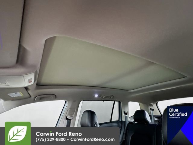 Used 2022 Volkswagen Atlas SEL Premium image 26