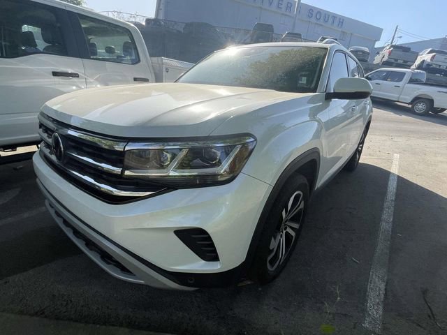 Used 2023 Volkswagen Atlas SEL AWD/4WD image 2