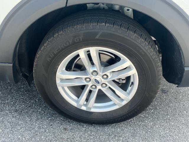 Certified 2022 Ford Explorer XLT w/ Equipment Group 202A AWD/4WD image 21