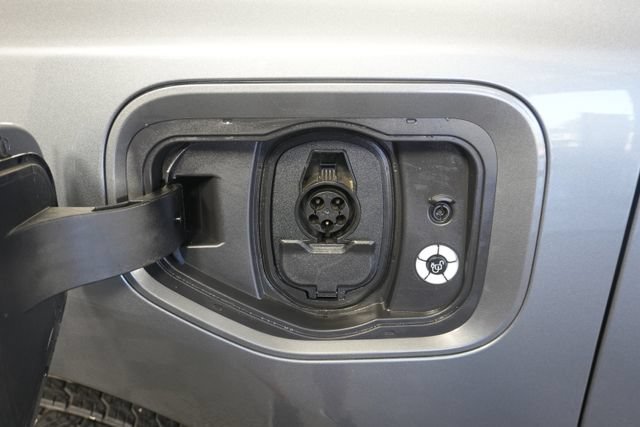 Certified 2024 Ford F150 Lightning Lariat AWD/4WD image 26