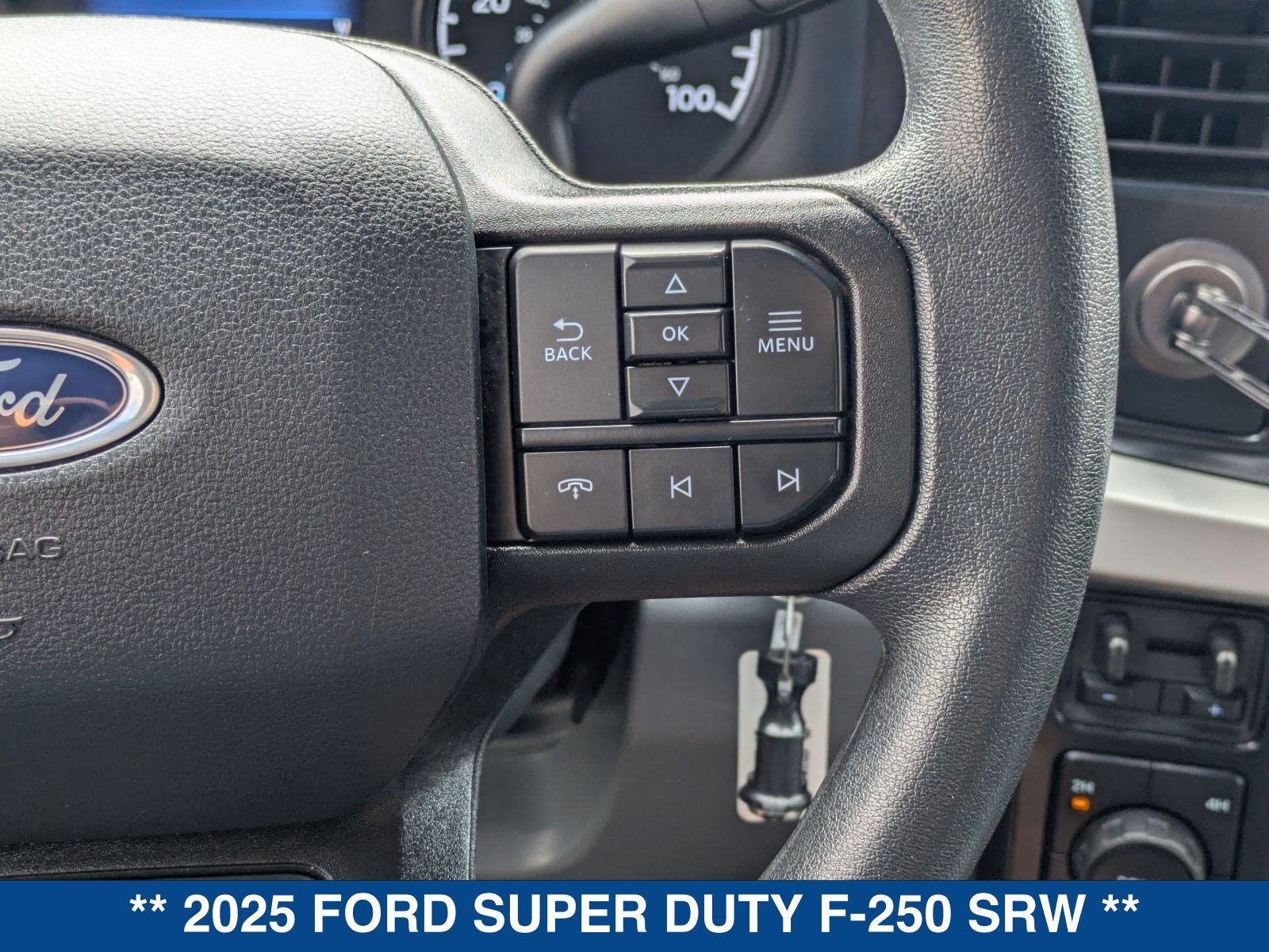 Certified 2025 Ford F250 XL AWD/4WD image 24