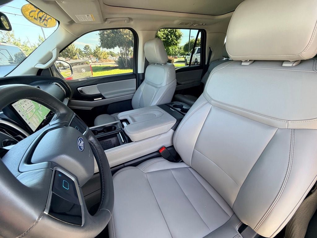 Certified 2025 Ford Expedition Max Active RWD image 25