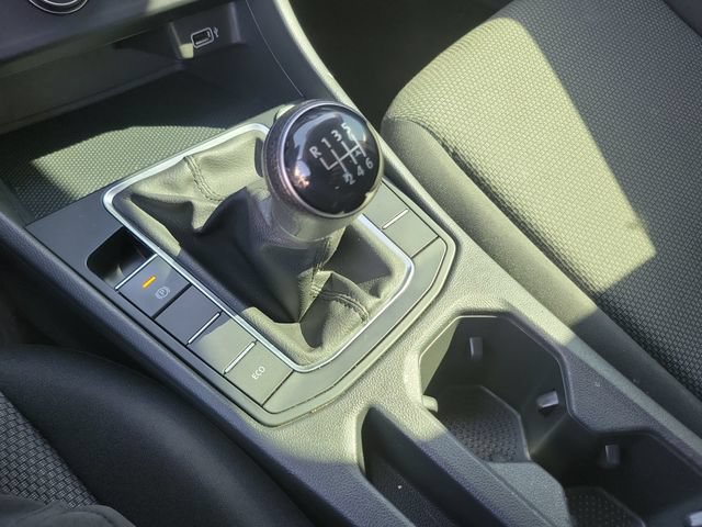 Used 2019 Volkswagen Jetta S w/ Driver Assistance Package FWD image 24