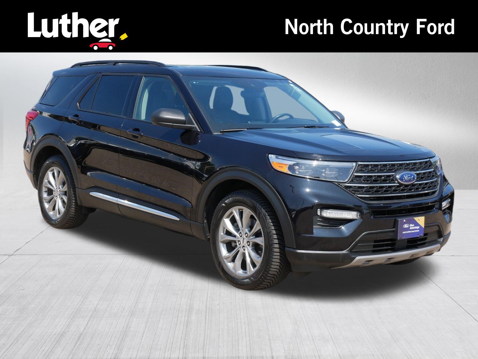 Certified 2023 Ford Explorer XLT w/ Equipment Group 202A AWD/4WD image 1
