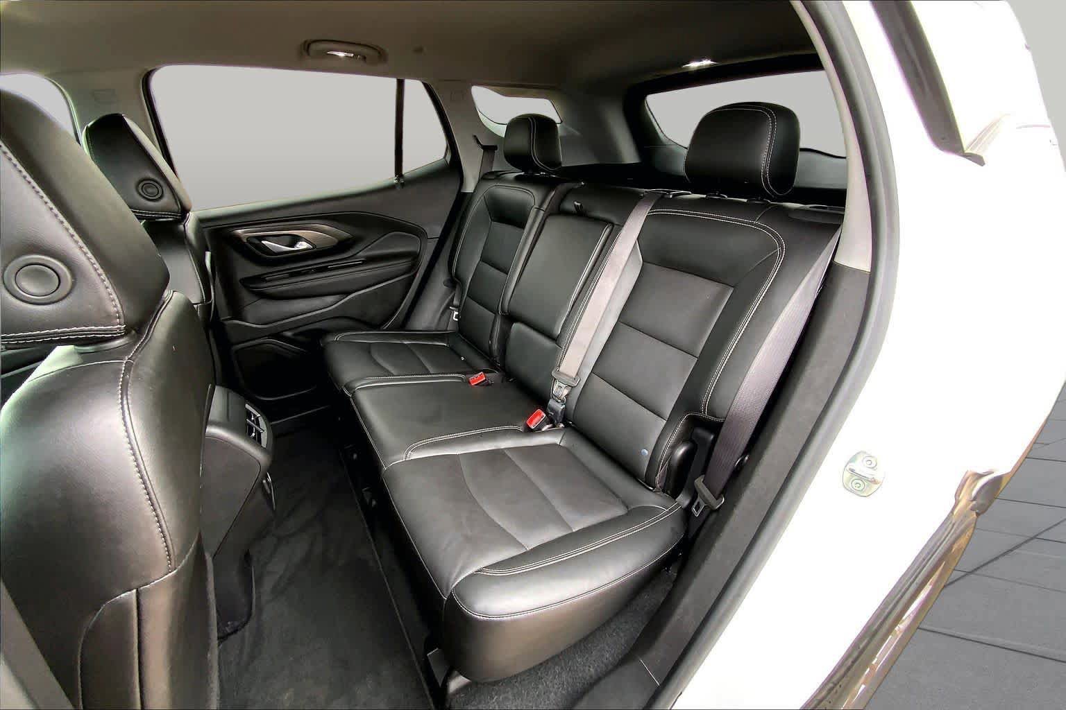 Used 2022 GMC Terrain SLT FWD image 21