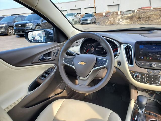 Used 2024 Chevrolet Malibu LT image 9