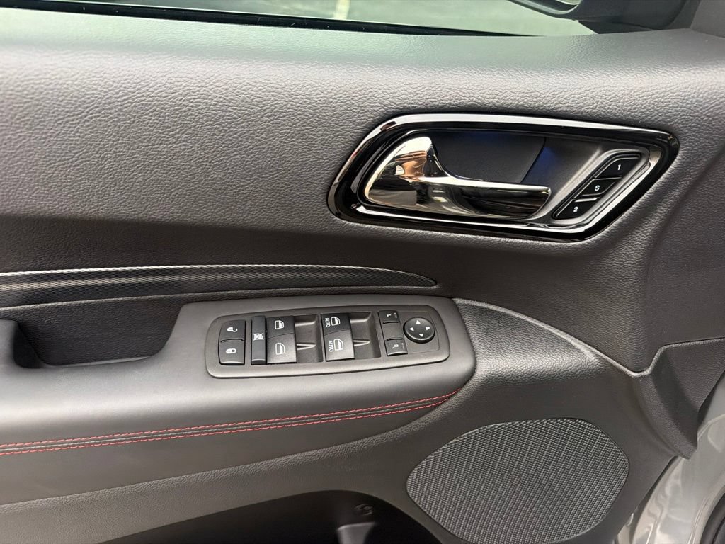 Used 2025 Dodge Durango R/T AWD/4WD image 25