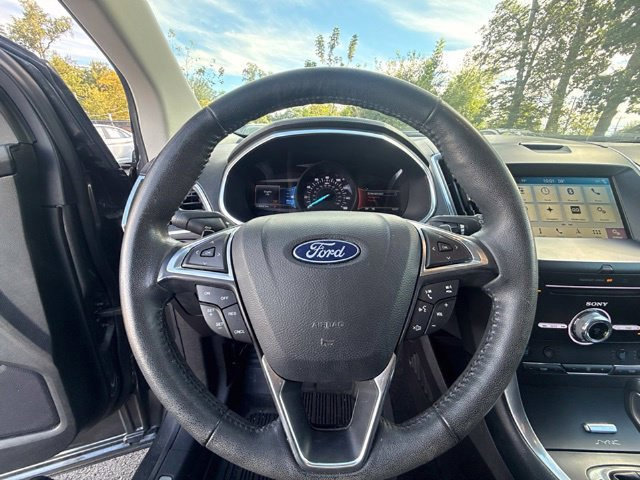 Certified 2017 Ford Edge Titanium w/ Equipment Group 301A AWD/4WD image 17