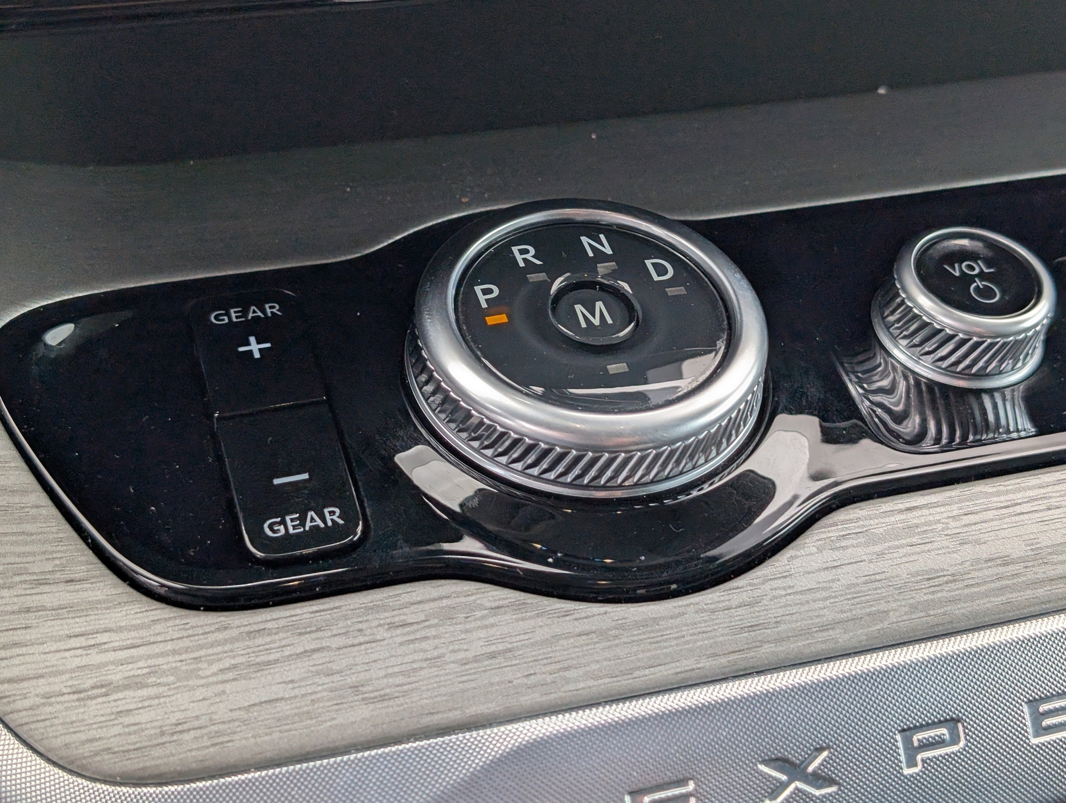 Certified 2025 Ford Expedition Max Platinum AWD/4WD image 31