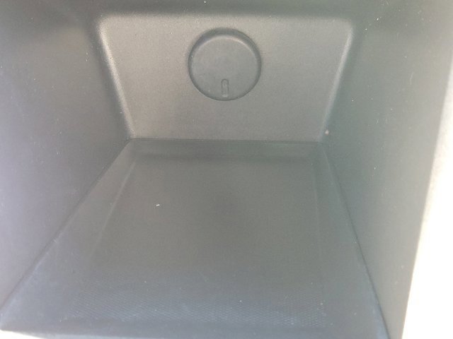 Used 2017 Chevrolet Equinox Premier w/ Enhanced Convenience Package image 33