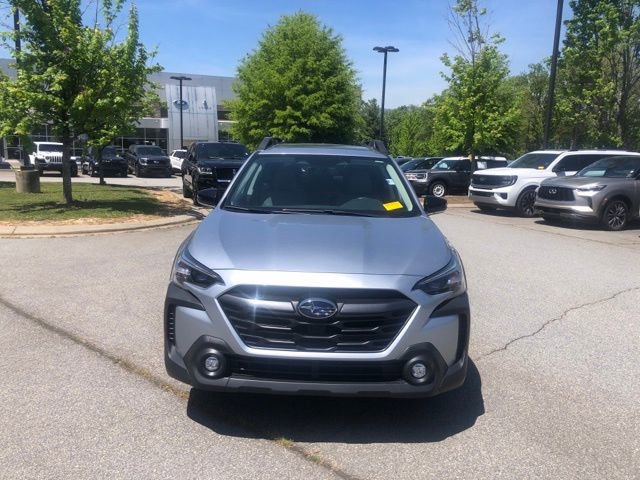 Used 2023 Subaru Outback Premium AWD/4WD image 2