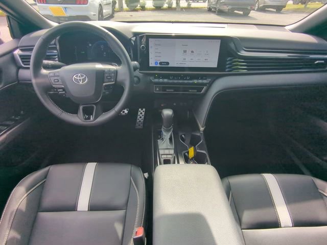 Used 2025 Toyota Camry SE w/ Multimedia Upgrade Package image 16