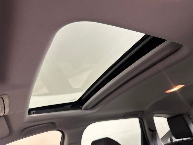 Used 2022 Honda CR-V Touring image 10