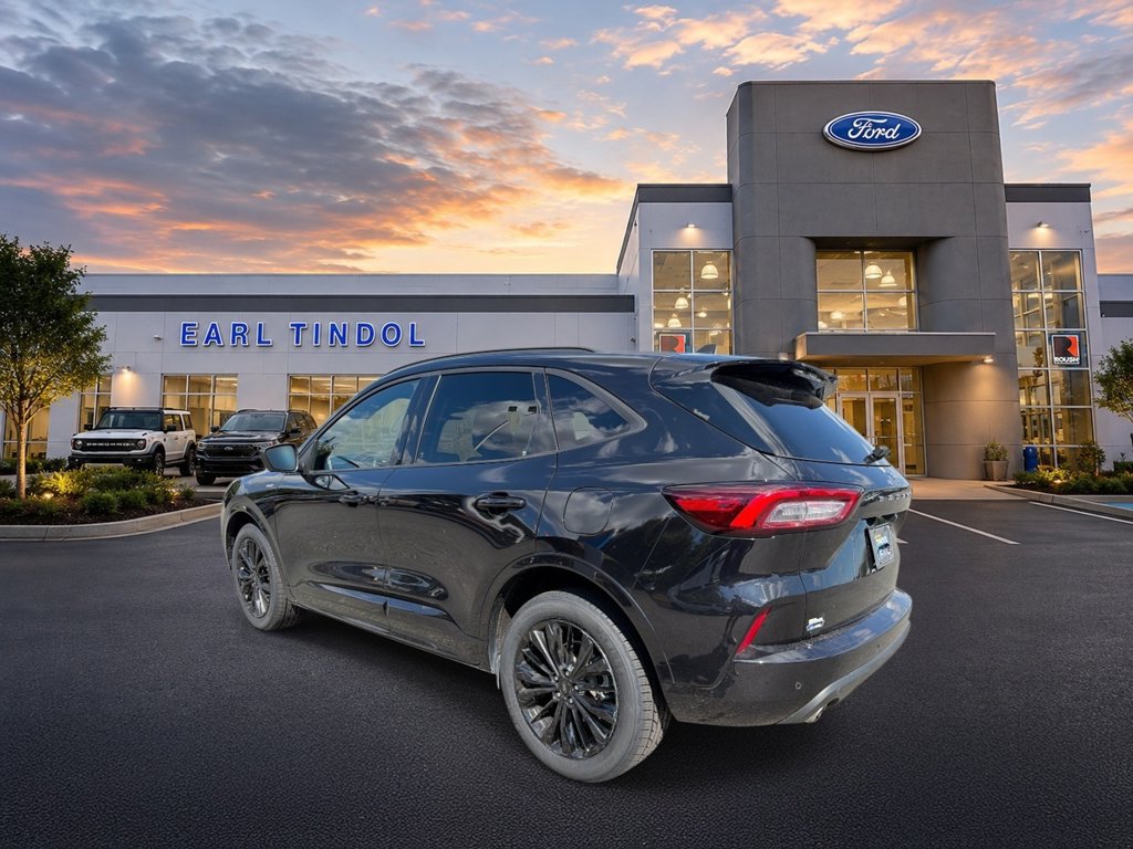 Certified 2023 Ford Escape ST-Line Elite AWD/4WD image 7