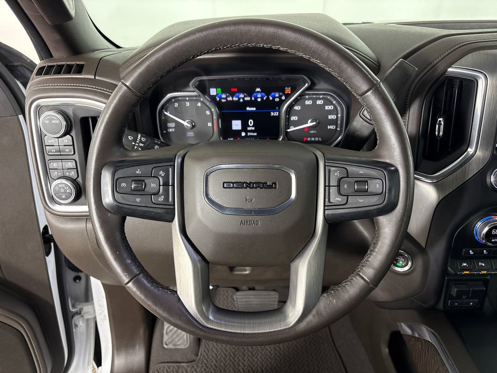 Used 2021 GMC Sierra 1500 Denali w/ Denali Ultimate Package AWD/4WD image 16