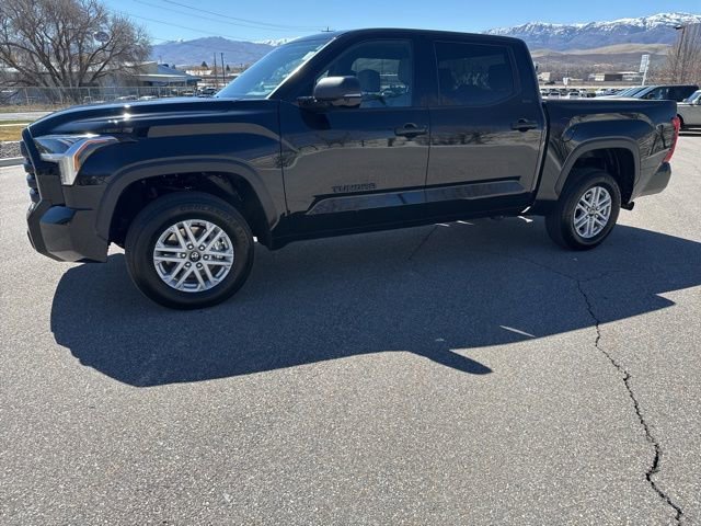 Used 2025 Toyota Tundra SR5 w/ SR5 Convenience Package AWD/4WD image 2