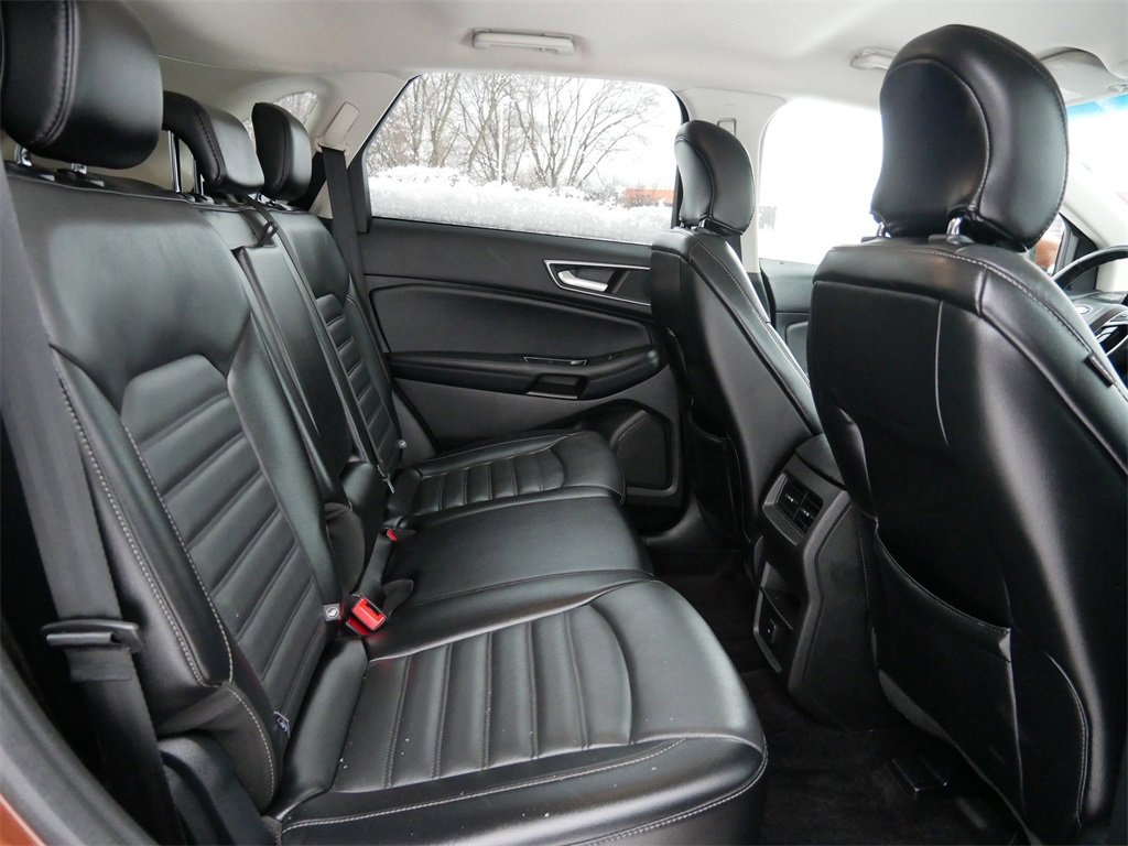 Certified 2017 Ford Edge SEL w/ Equipment Group 201A image 9