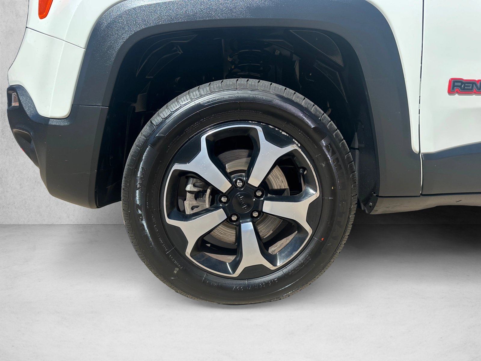 Used 2020 Jeep Renegade Trailhawk w/ Cold Weather Group AWD/4WD image 9