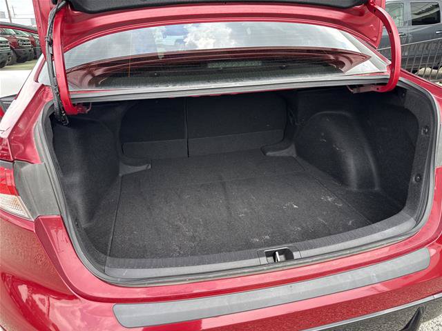 Used 2023 Toyota Corolla SE w/ Carpet Mat Package (TMS) FWD image 27