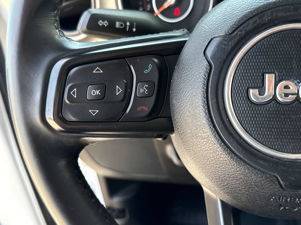 Used 2019 Jeep Wrangler Sport AWD/4WD image 15