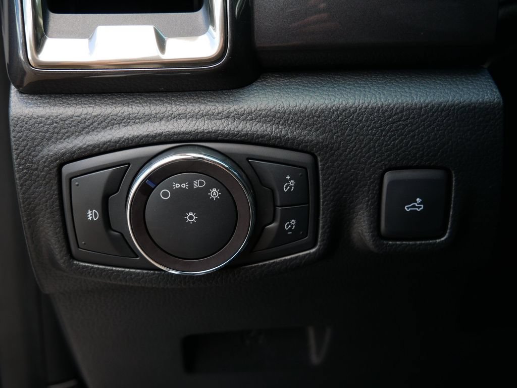 Certified 2019 Ford Ranger Lariat w/ Equipment Group 501A Mid AWD/4WD image 17