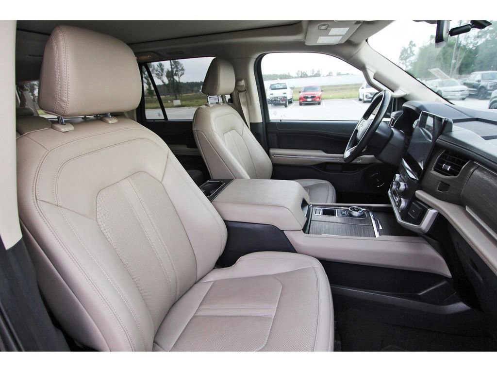 Certified 2024 Ford Expedition Max Limited image 30