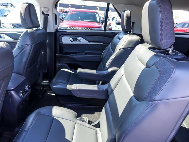 Certified 2025 Ford Explorer Active w/ Active Comfort Package AWD/4WD image 18