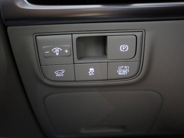 Used 2025 Hyundai Tucson Limited AWD/4WD image 34