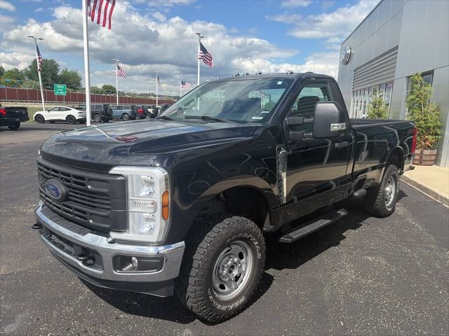 Certified 2024 Ford F250 XL w/ XL Off-Road Package AWD/4WD image 4