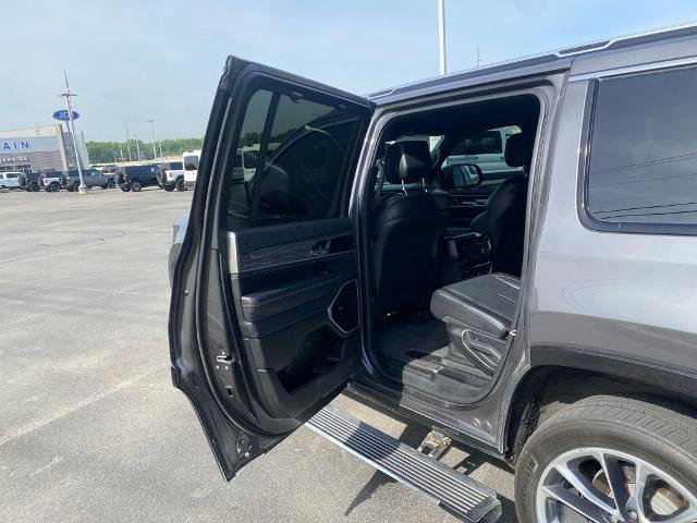 Used 2022 Jeep Wagoneer Series III w/ Premium Group I image 29