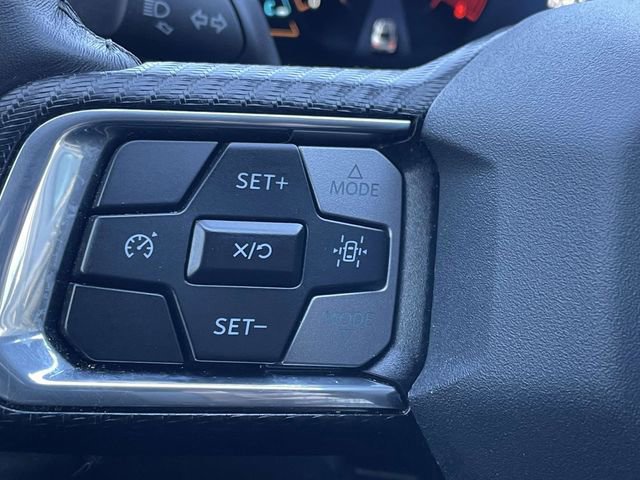 Certified 2025 Ford Mustang Premium image 16