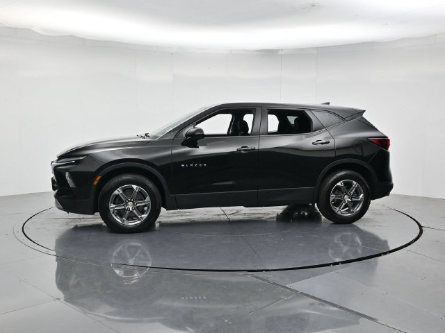 Used 2023 Chevrolet Blazer LT w/ Driver Confidence Package FWD image 6