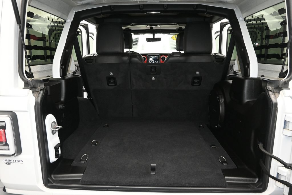 Used 2020 Jeep Wrangler Unlimited Rubicon AWD/4WD image 12