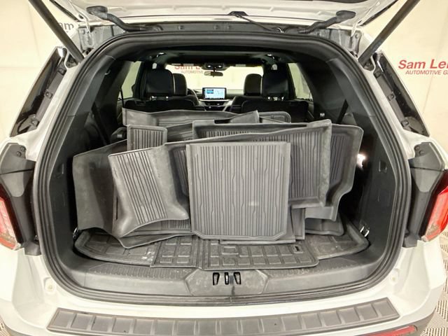 Certified 2025 Ford Explorer ST-Line AWD/4WD image 28